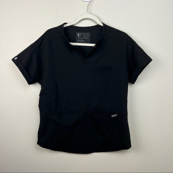 Figs Cayo Popover 3-Pocket Scrub Top - Picture 2 of 7